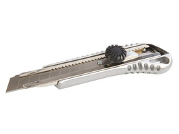 Cutter a lame secable 18mm   SO46808 